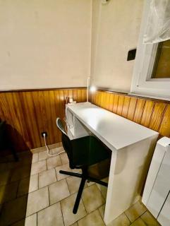 Studio - Hyper Centre avec Parking & Wifi Gratuit - 9