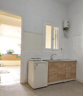 Room with garden 5' from metro - 2 beds - Atene - 2