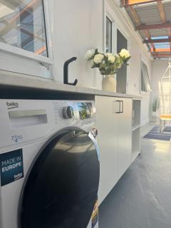 Penguin Paradise Beach House - 2