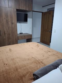 Acogedor Apartamento de 3 dormitorios con baños privados - Guatapé Antioquia - 5