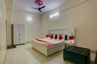 OYO 90856 HOTEL MANNAT - Alīgarh - 8