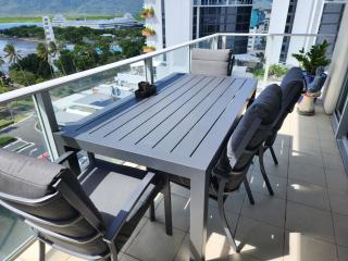 1 Bedroom Apt Ocean view on the Cairns Esplanade - 8