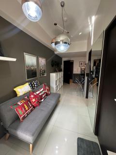 Condo in BGC near Grand Hyatt - Manila - 9