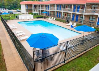 Motel 6-Palestine, TX - Palestine - 1