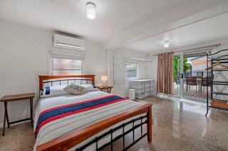 Manta Ray on the Beach - 3