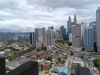 COL 18A Modern Balcony KLCC View Infinity Pool - 2