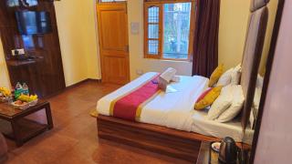 Hotel The Canadian With Jungle View, Near Dalhousie Bus Stand - Banikhet - 0