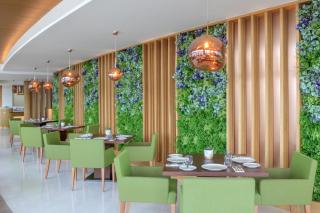 Hilton Dubai Creek Hotel & Residences - Dubai - 2