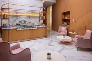 Hilton Dubai Creek Hotel & Residences - Dubai - 5