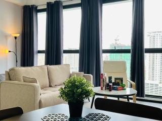 Urban Suites 8pax with Netflix and Board games with SeaView - Jelutong - 0