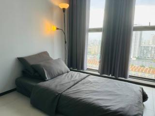 Urban Suites 8pax with Netflix and Board games with SeaView - Jelutong - 2
