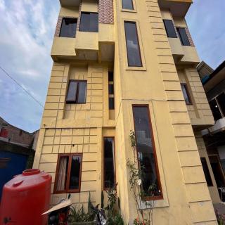 RedDoorz at Serdika Pavilion Berastagi - 9