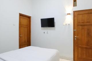 Graha Syariah Homestay Jogokariyan Mitra RedDoorz - Timuran - 7