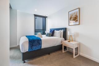 Stylish Apt with Balcony and Full Amenities - Auckland - 0