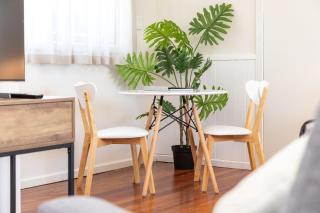 Pacific Motel 09 - 1