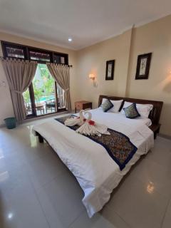 SURFARIS INN on poppies 2 - Legian - 1