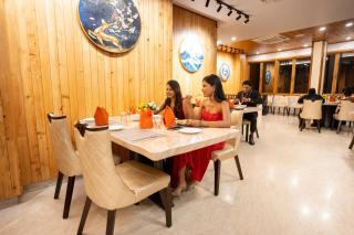 Summit Grand Resort & Spa - 3