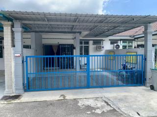 HOMESTAY CIKGU NORa near UTHM KPTM KKTM IPG Moslim onli - Kampong Seri Gading - 8