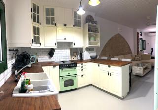 The Fig Tree House - Lofou - 9