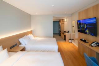 Haenam 126 Hotel - 8