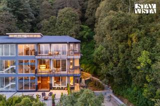 StayVista at Twilight Perch with BBQ, Bonfire, Lawn - Mussoorie - 0