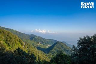 StayVista at Twilight Perch with BBQ, Bonfire, Lawn - Mussoorie - 9