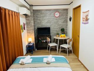 303黒門市場すぐ30秒!道頓堀まで徒歩8分!でんでんタウン徒歩3分!通天閣徒歩9分!観光に最高! - 3