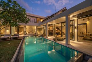 Villa Prana - High End Boutique Style Interior Design 5 BR Villa - 0