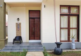 White House green home - 3