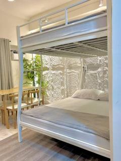 Modern Studio by Airport & Malls - Davao - 9