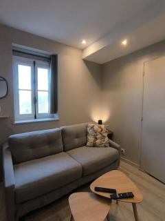 2 pieces Perle sur la Place Morny refait à neuf - 4