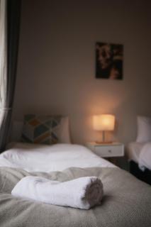 A Stunning And Slick Escape - Stonehouse - 8