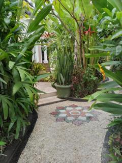 Lovina Garden Retreat - Lovina - 8