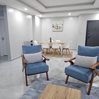Aqua 3br Seaview Apartment Nyali -with AC, Pool & Gym 2nd Row Beachfront - Bamburi - 1