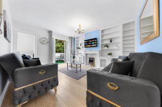 Newly Renovated Kensington 2 Bedroom Apartment with Balcony Near Harrods Sleeps 6, 2 Min walk from Station - Londra - 5