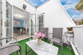 Newly Renovated Kensington 2 Bedroom Apartment with Balcony Near Harrods Sleeps 6, 2 Min walk from Station - Londra - 4