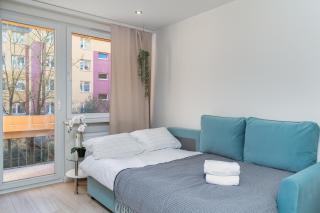Nad Sudołem Stylish Apartment by BookingHost - 1
