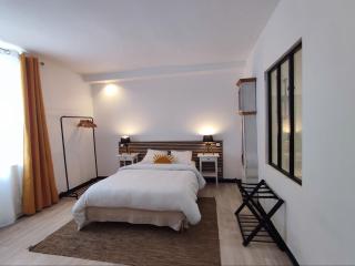 La Chambre Jaune - Chambre avec salle de bain - 4