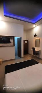Hotel S R INN - Lucknow - 8