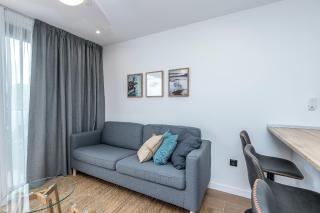 Lea Modern Attic Escape with Peaceful Terrace - 1