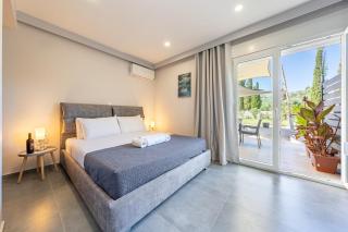 Starry Sky Luxury Apartment 2 - Lefkímmi - 0