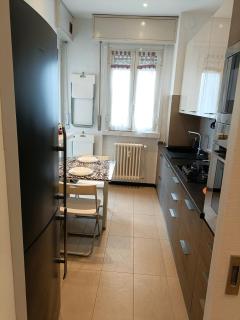 Ninfea Suite Home - Corsico -- vicino a ISF e a 5 minuti da tram -- - Milan - 2