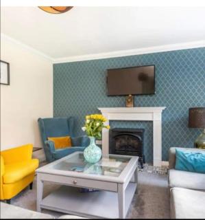 Beautiful Large Modern Home Sleeps 6 , Close to Sea with Games Room - Lyme Regis - 7