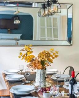 Beautiful Large Modern Home Sleeps 6 , Close to Sea with Games Room - Lyme Regis - 6