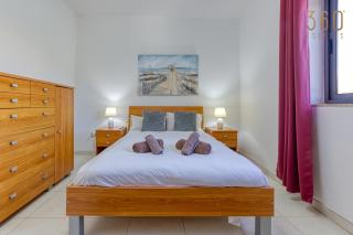 Lovely 1BR Apt with private balcony in Gzira by 360 Estates - Il-Gżira - 9