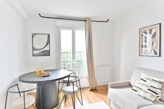 Appartement spacieux Proche de la capitale - II - 1