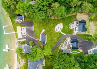Cottage three overlooking the lake - Traverse City - 6