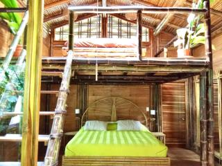 Yogachal Vista Mar Bamboo House in the Jungle - Ojochal - 9