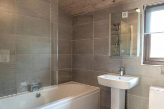 Harvest 12 Lodge - Yellowtop Country Park - Hot Tub - Yorkshire - 8