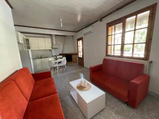 60s Homestead - Chrysoupolis - 8